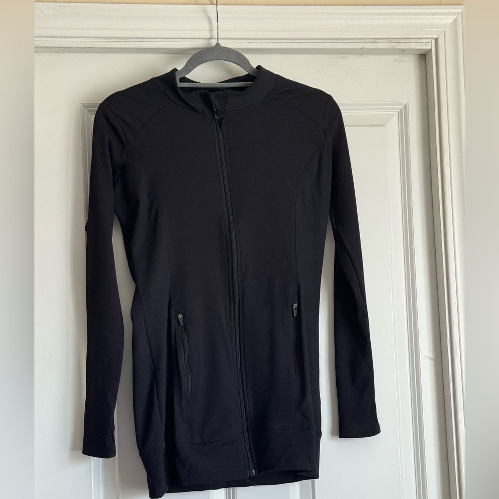 Mono B Size Medium Solid Black Ribbed Athletic Zi… - image 1